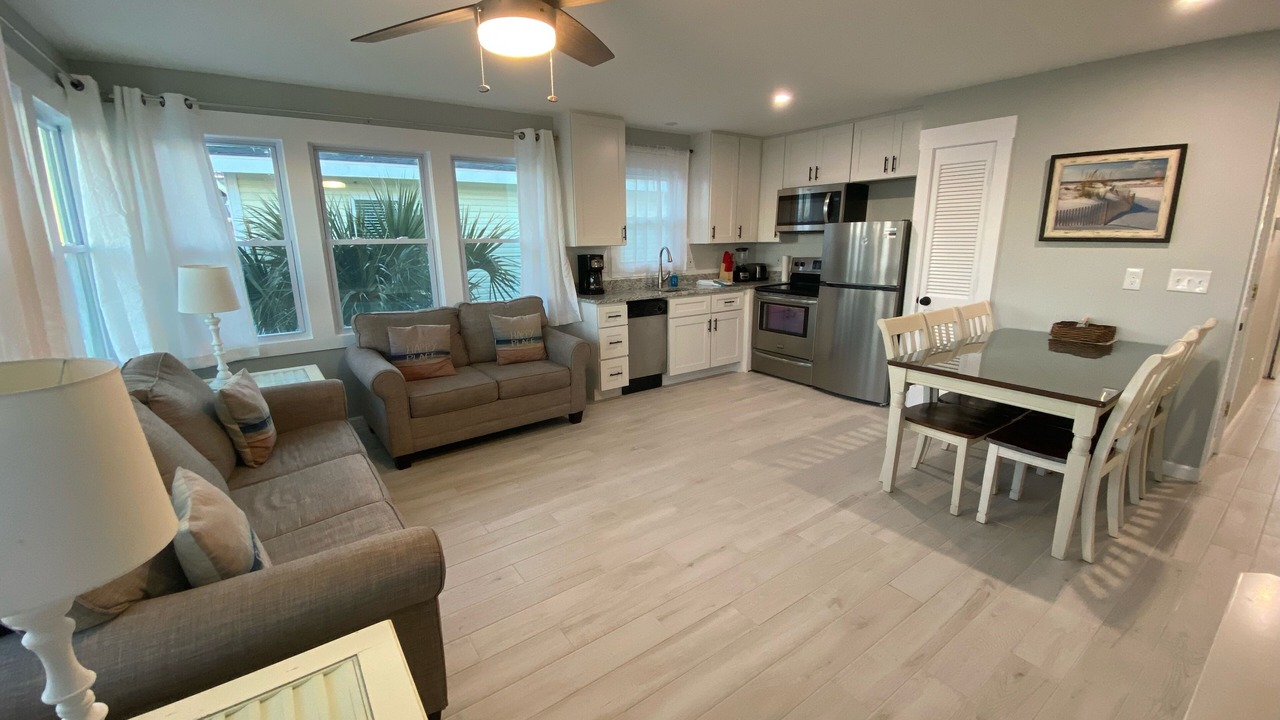 Photo of Livingroom in Surfside Beach