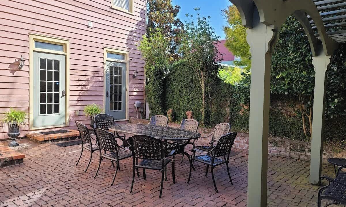 Photo of Outdoor in Historic District - North