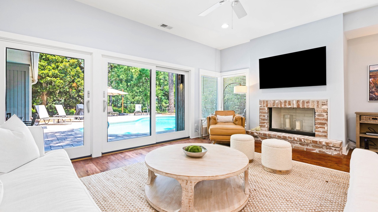 Photo of Livingroom in Sea Pines