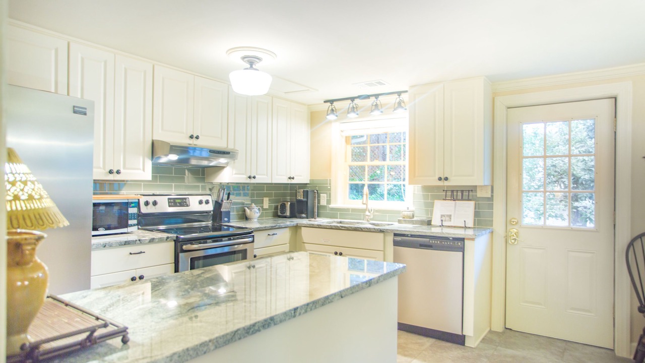 Photo of Kitchen in Historic Downtown Savannah