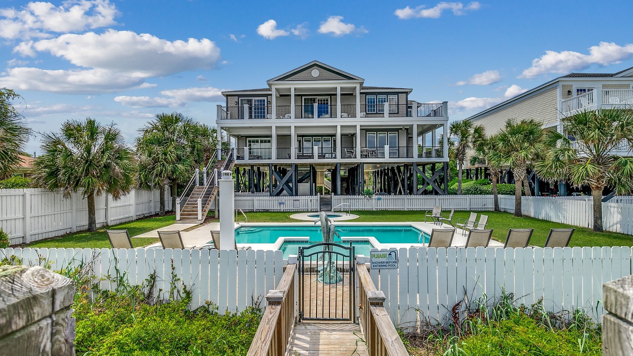Photo of Outdoor in Long Bay Estates