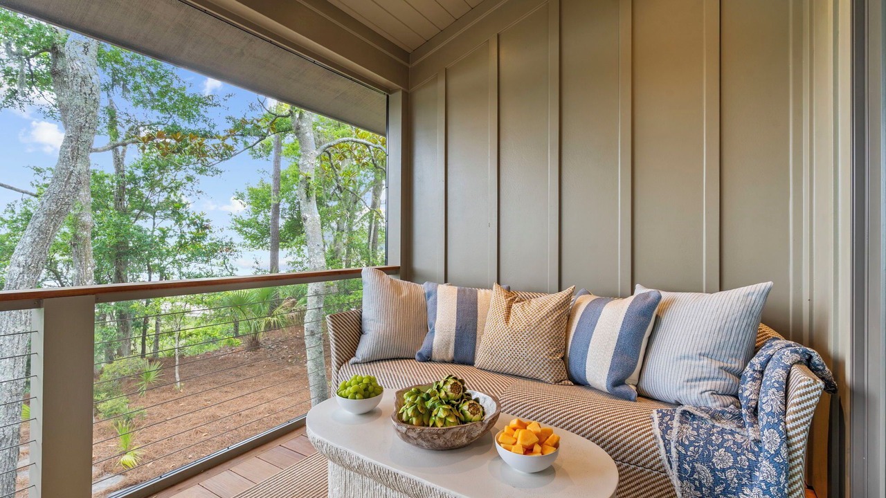 Photo of Patio Balcony in West Beach