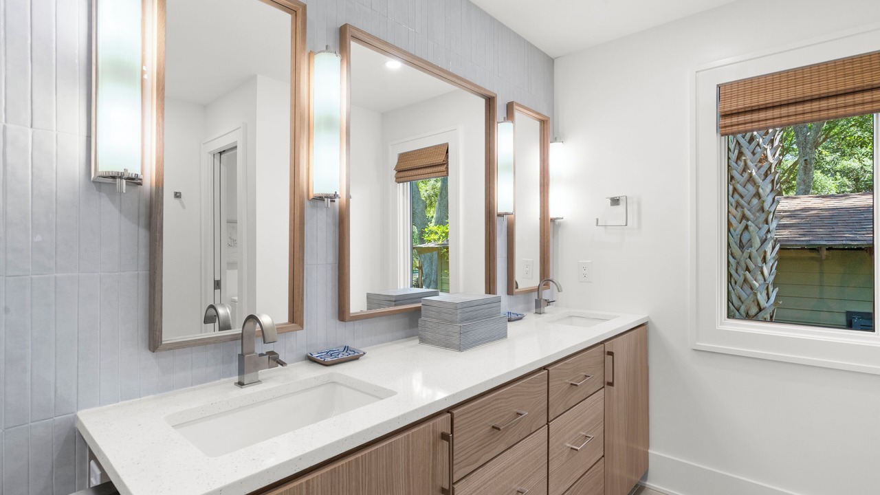 Photo of Bathroom in West Beach