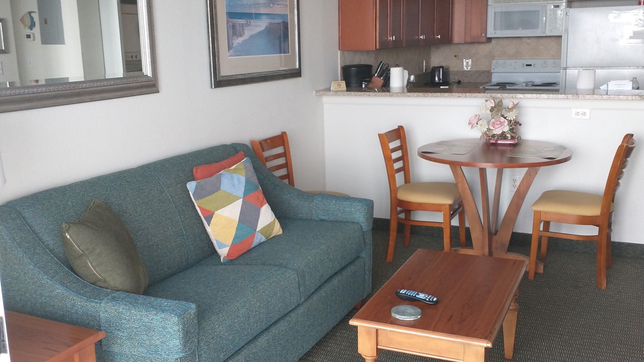 Photo of Livingroom in Arcadian Shores