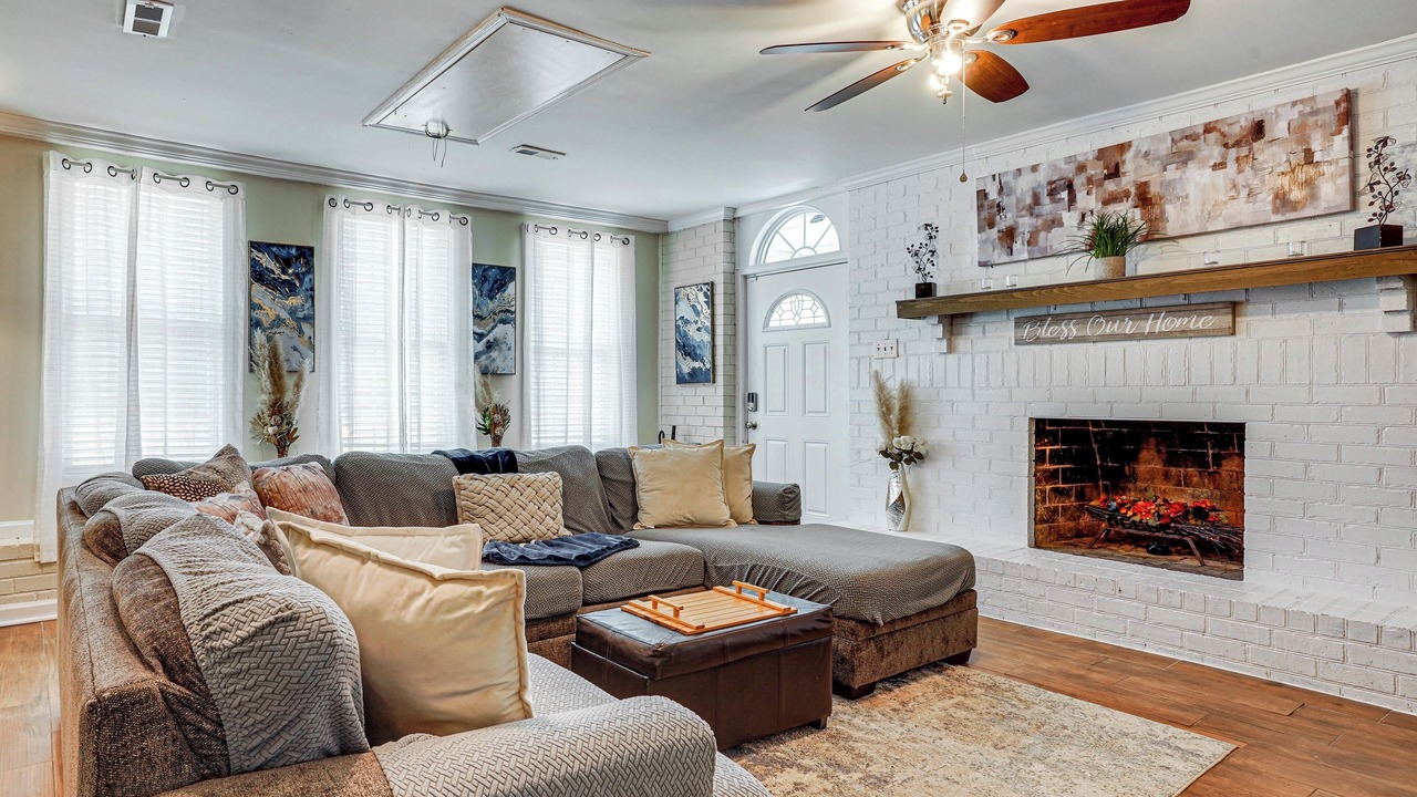 Photo of Livingroom in Charleston