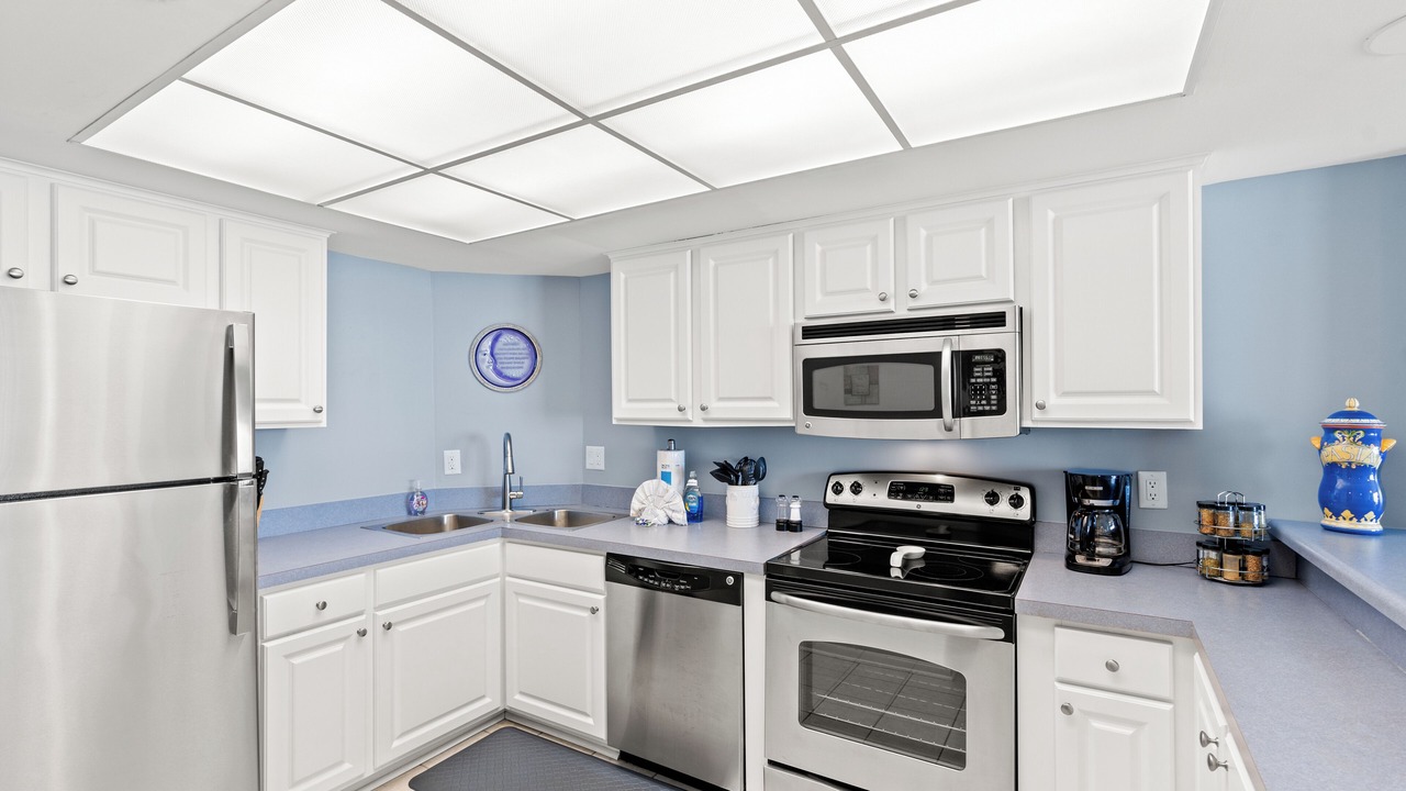 Photo of Kitchen in Arcadian Shores