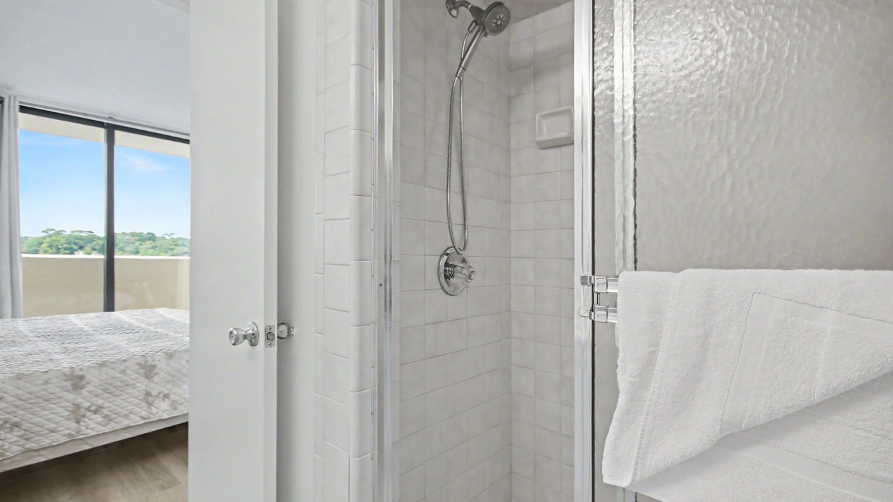 Photo of Bathroom in Arcadian Shores