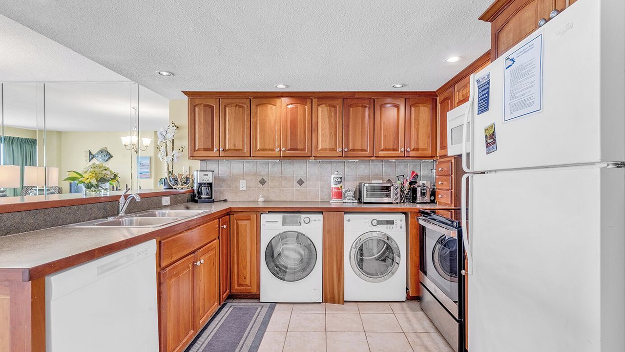 Photo of Kitchen in Cherry Grove Beach