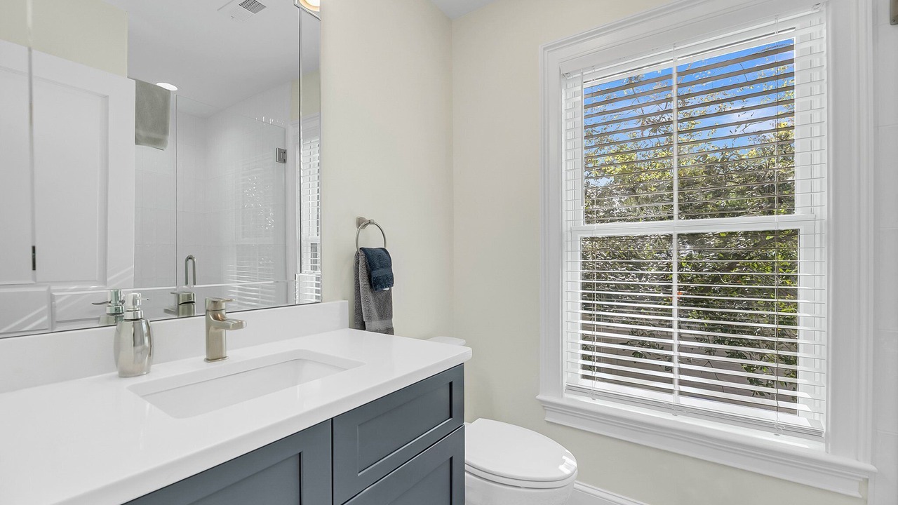 Photo of Bathroom in Cannonborough Elliotborough