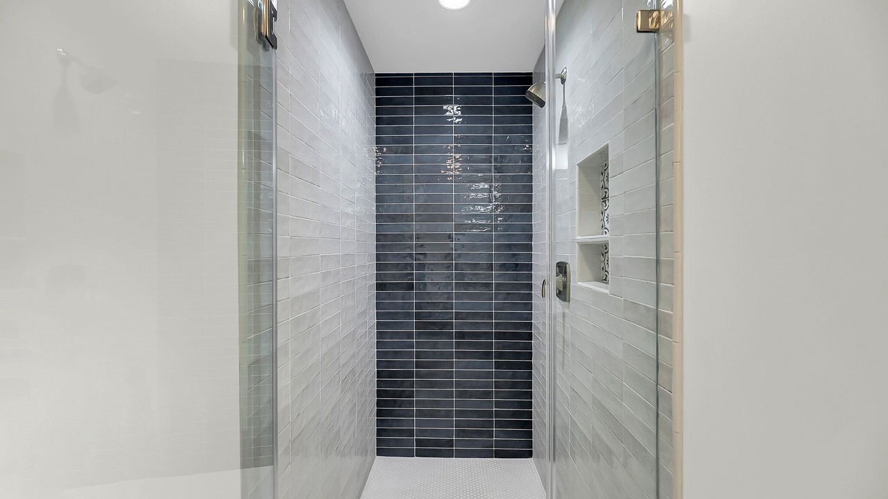 Photo of Bathroom in Cannonborough Elliotborough