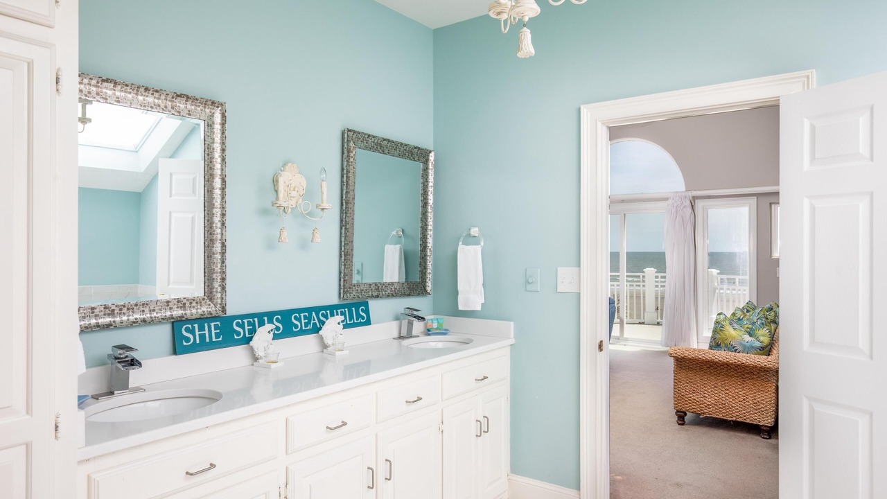 Photo of Bathroom in Isle of Palms