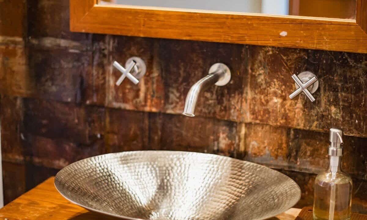 Photo of Bathroom in Cannonborough Elliotborough