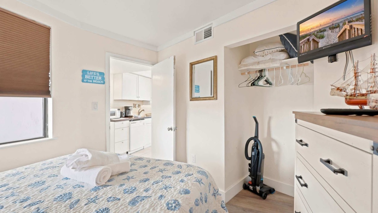 Photo of Bedroom in Crescent Beach