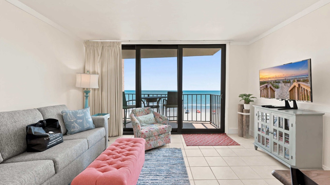 Photo of Livingroom in Crescent Beach
