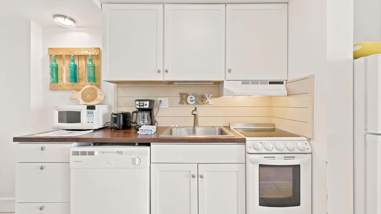 Photo of Kitchen in Crescent Beach