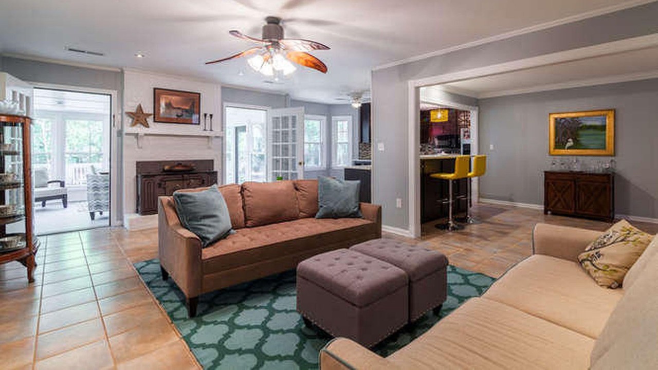 Photo of Livingroom in Charleston