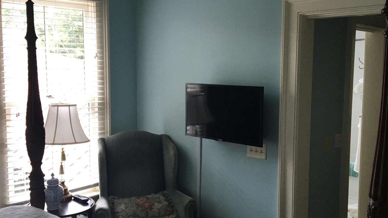 Photo of Bedroom in Harleston Village