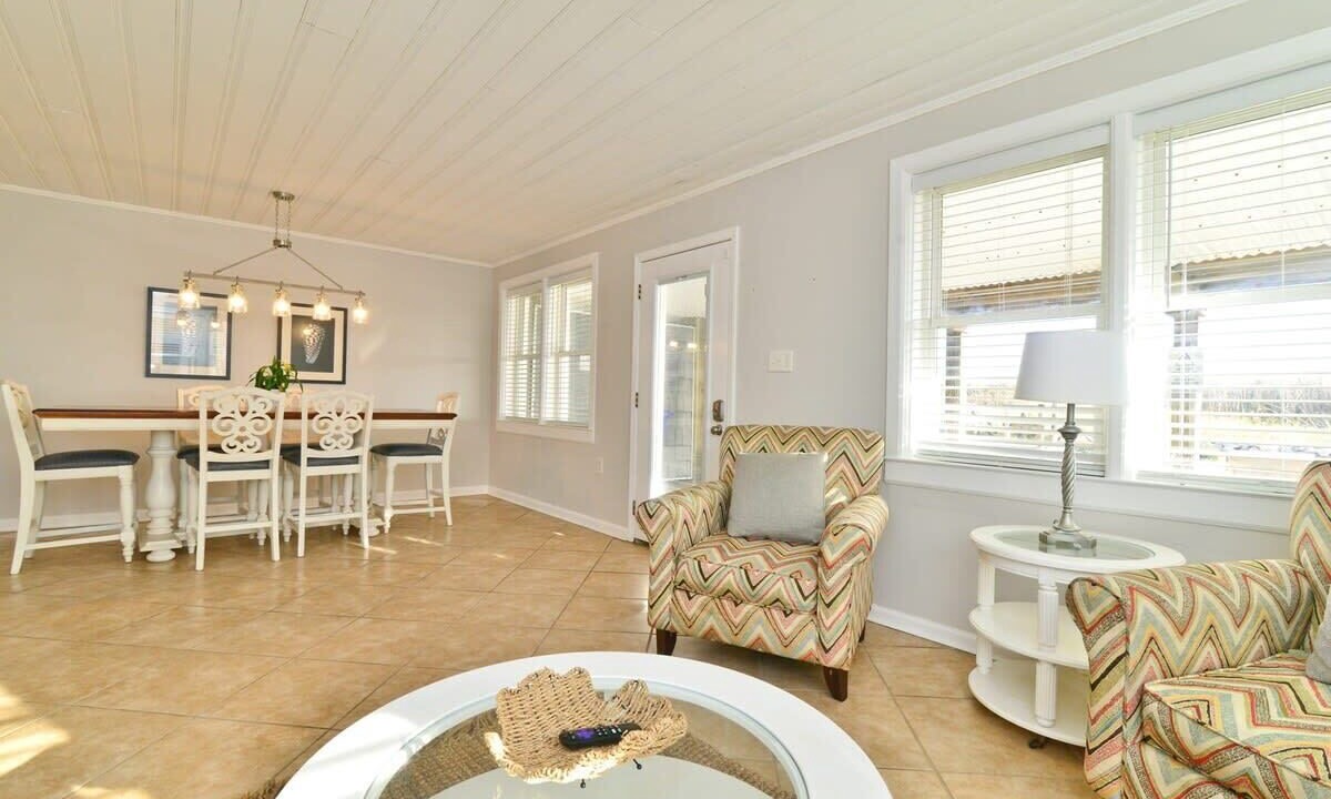Photo of Bedroom in Cherry Grove Beach