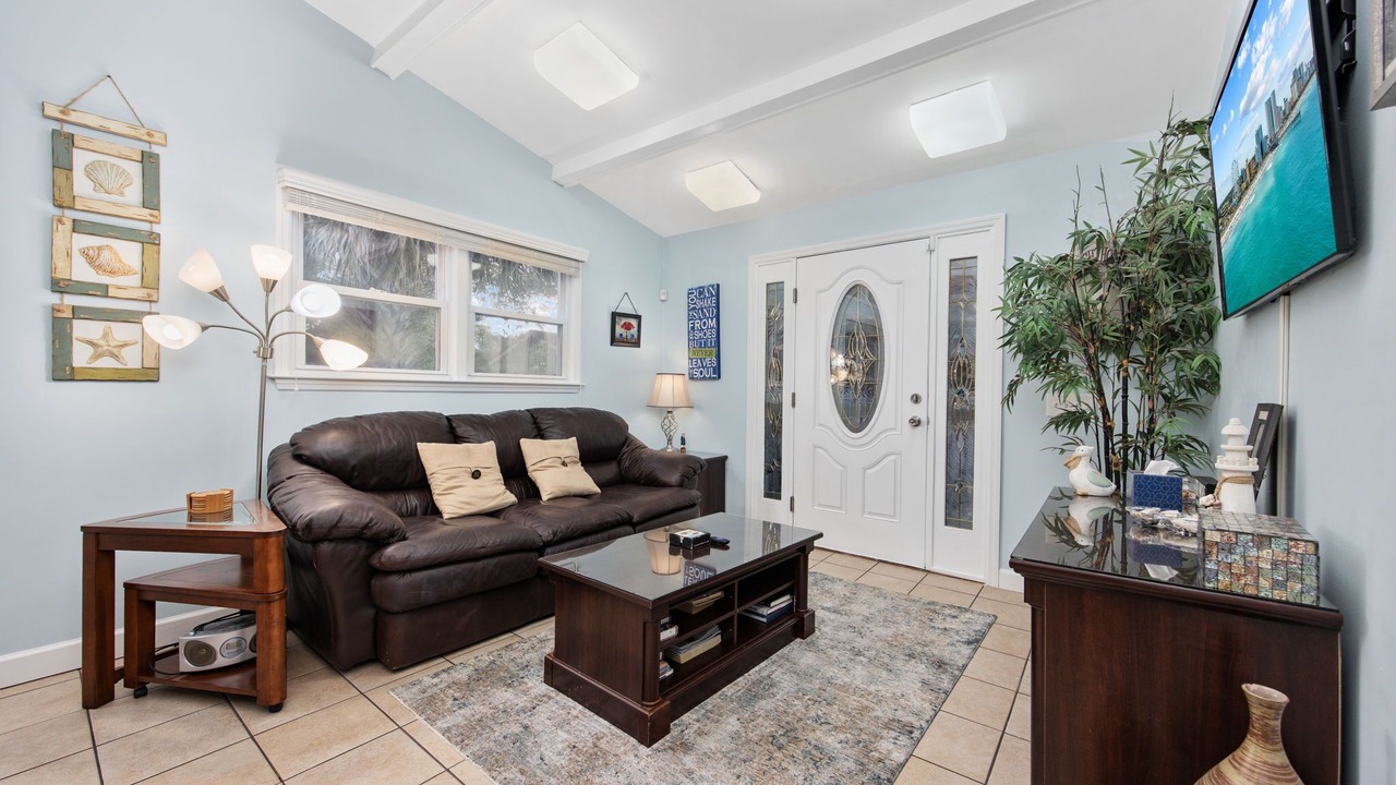 Photo of Livingroom in Surfside Beach