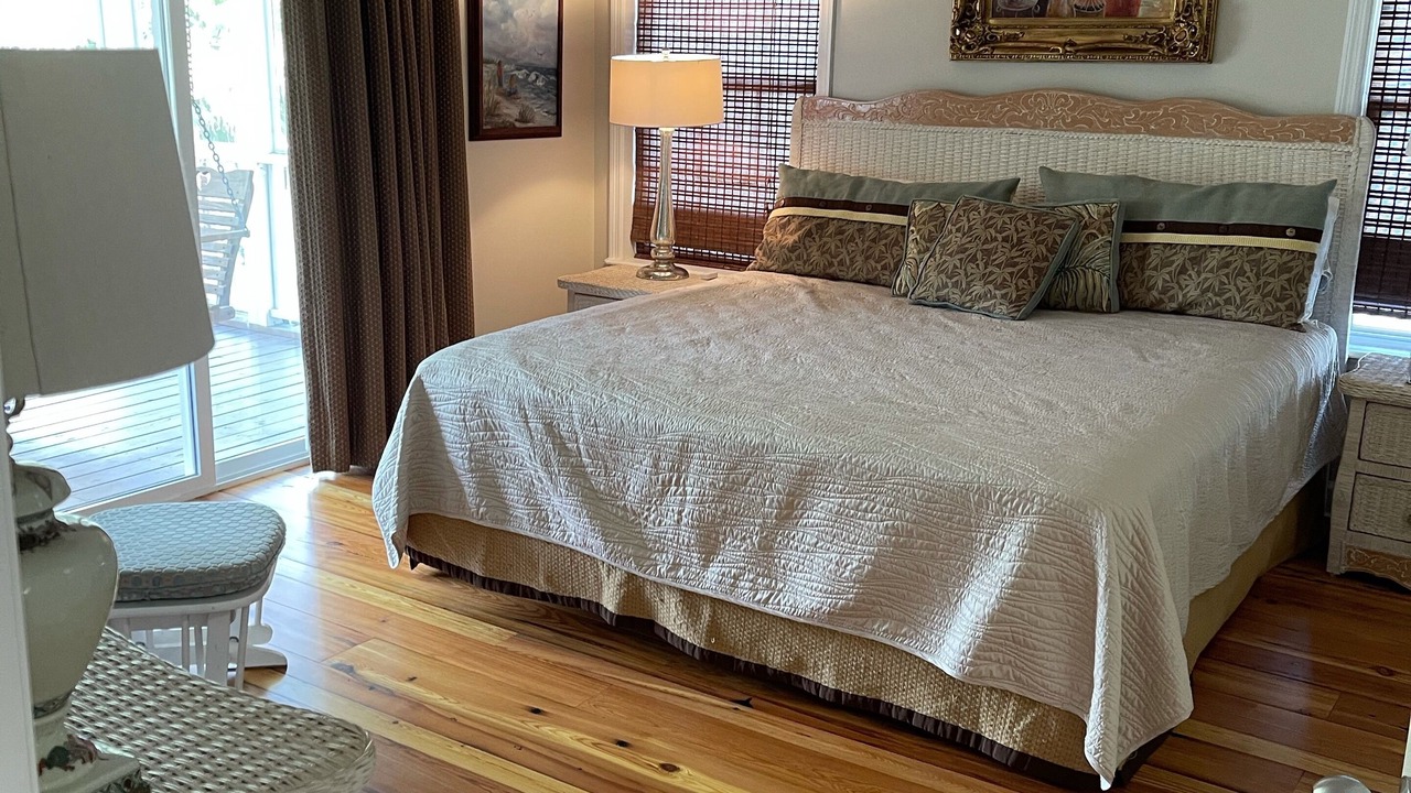 Photo of Bedroom in Edisto Island