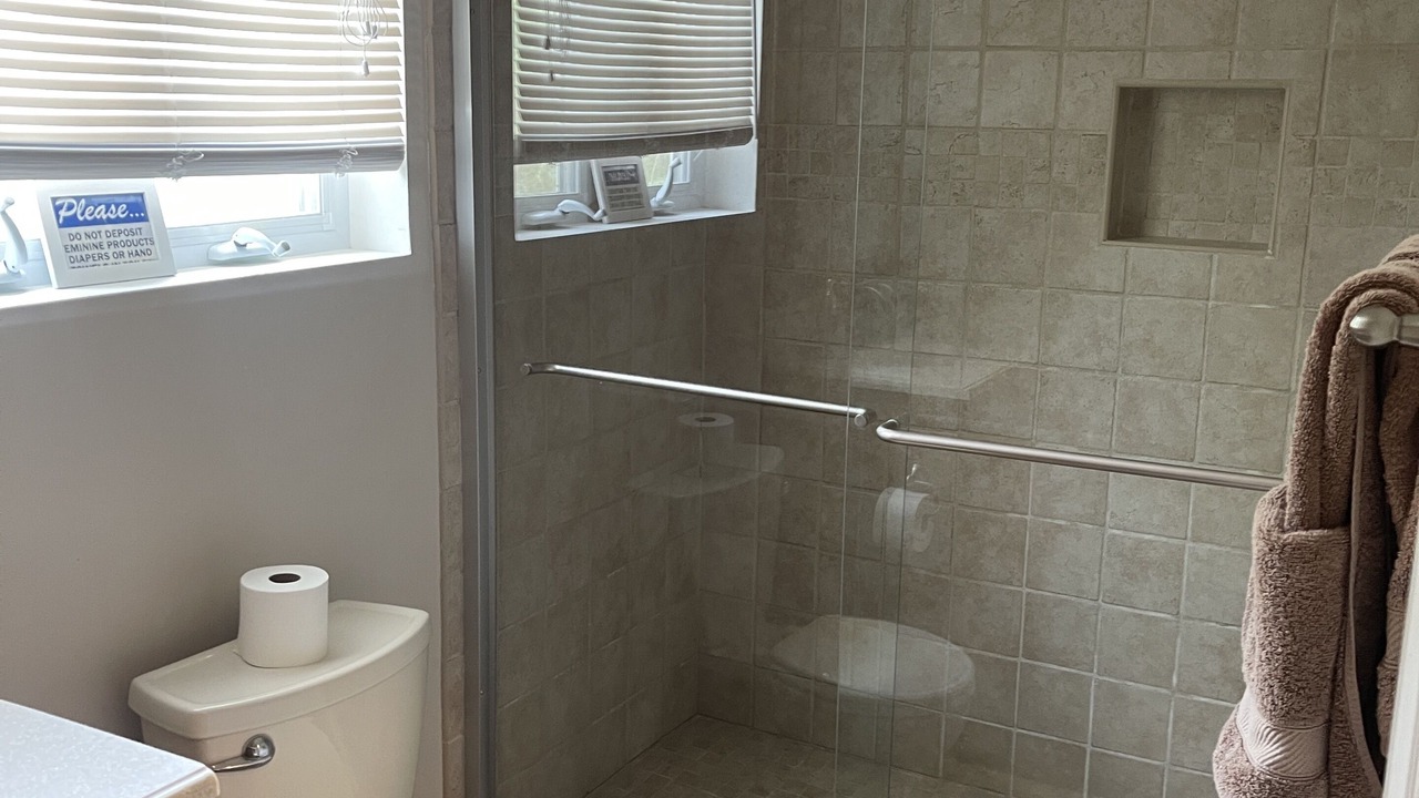 Photo of Bathroom in Sullivan's Island