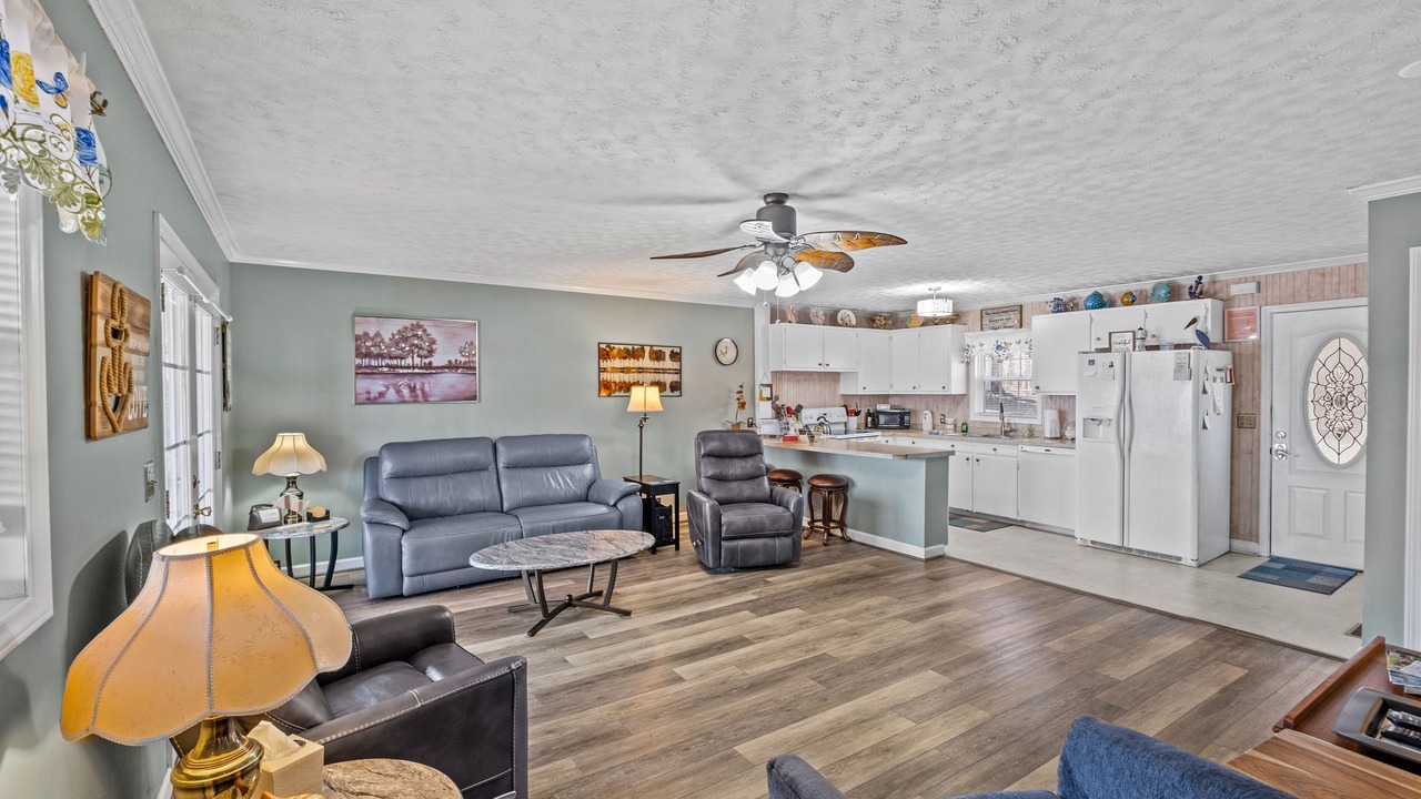 Photo of Livingroom in Southmont