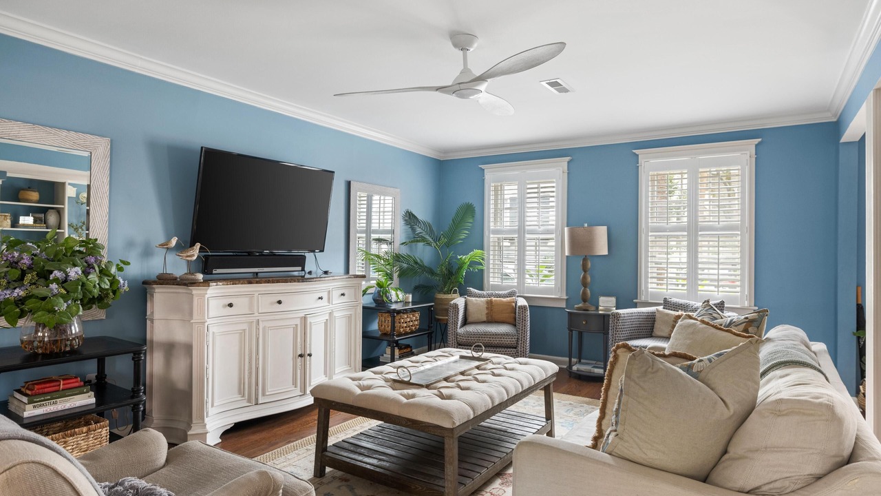 Photo of Livingroom in Harleston Village
