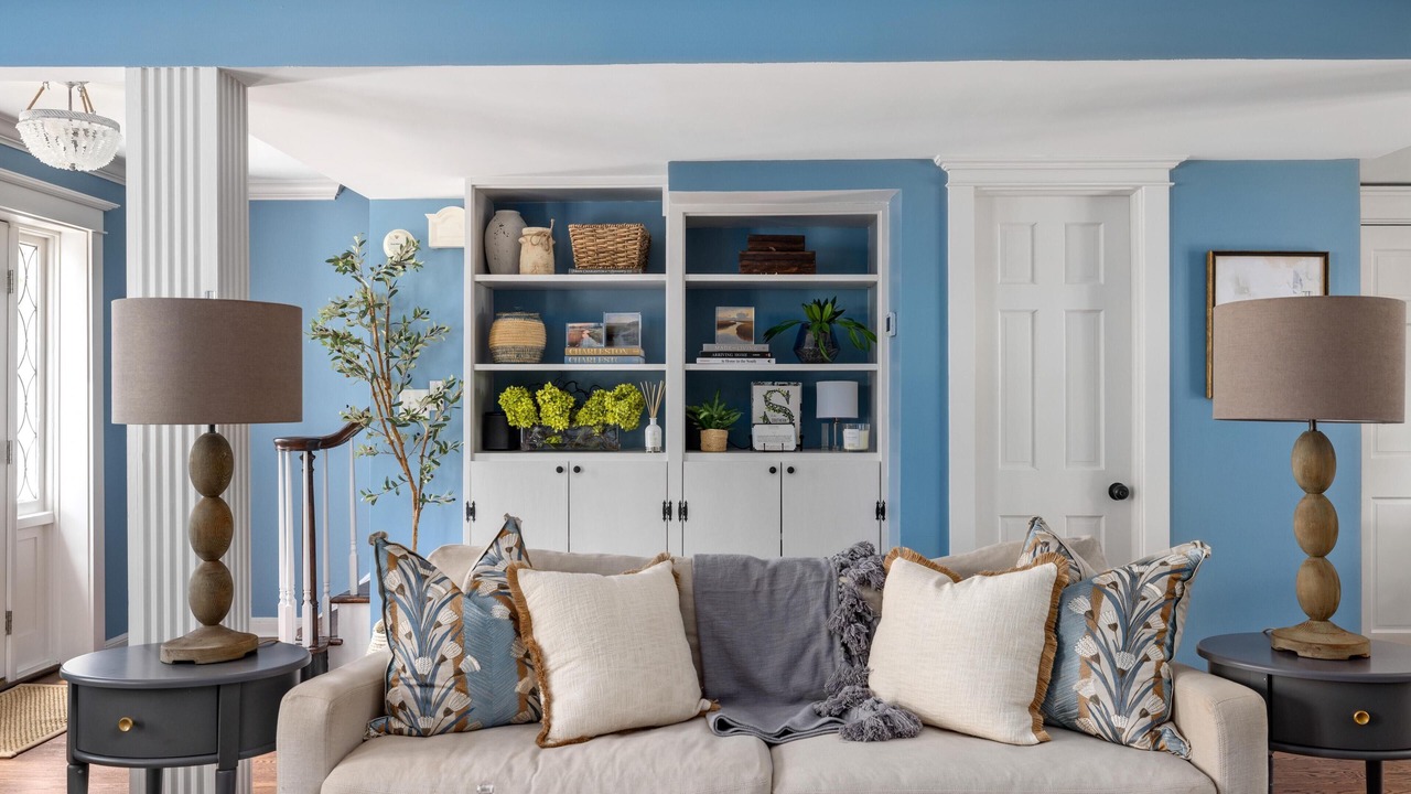 Photo of Livingroom in Harleston Village