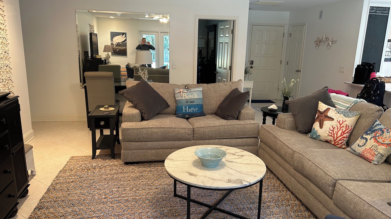Photo of Livingroom in Heritage Woods