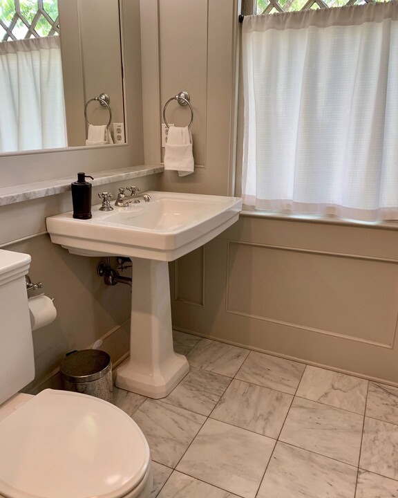 Photo of Bathroom in Cannonborough Elliotborough