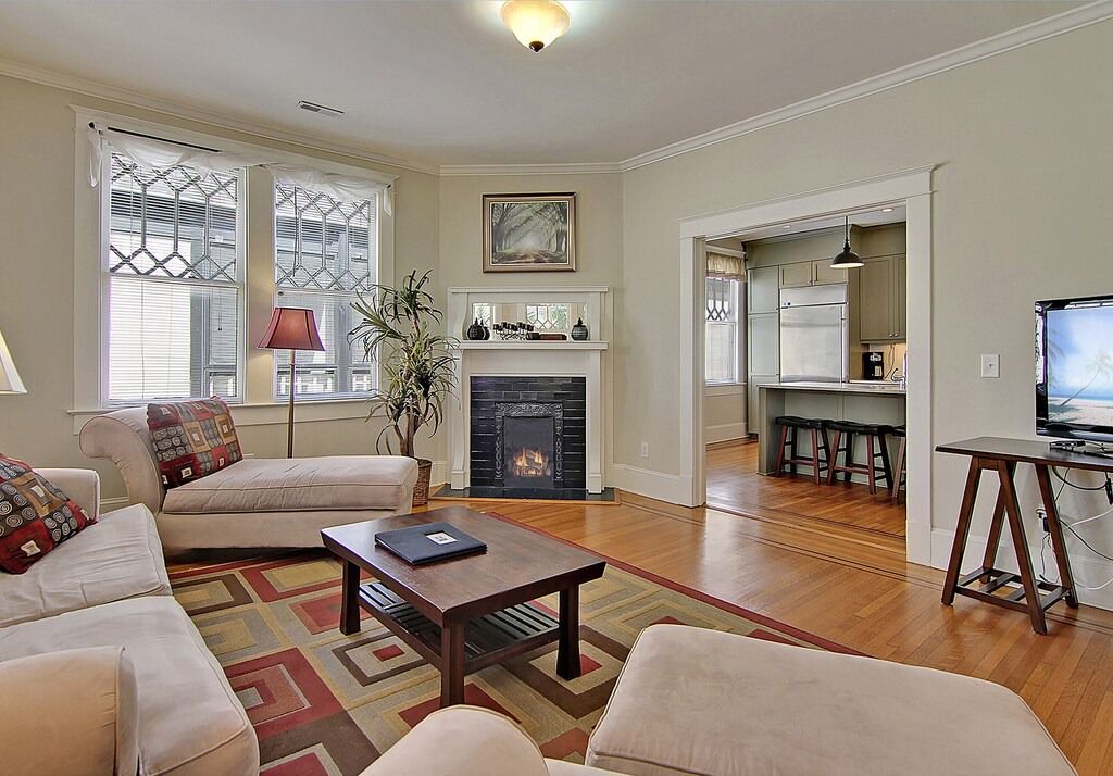 Photo of Livingroom in Cannonborough Elliotborough