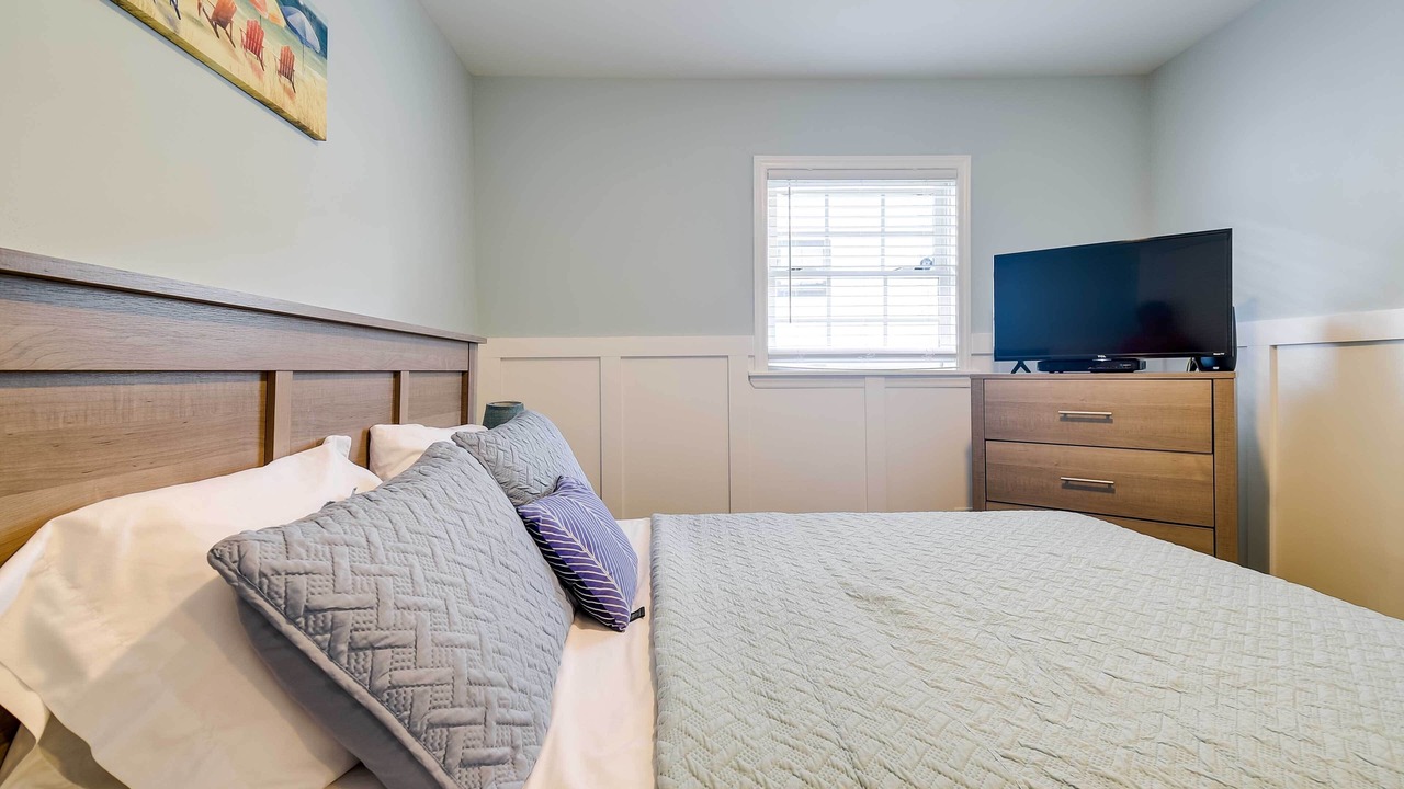 Photo of Bedroom in Atlantic Beach