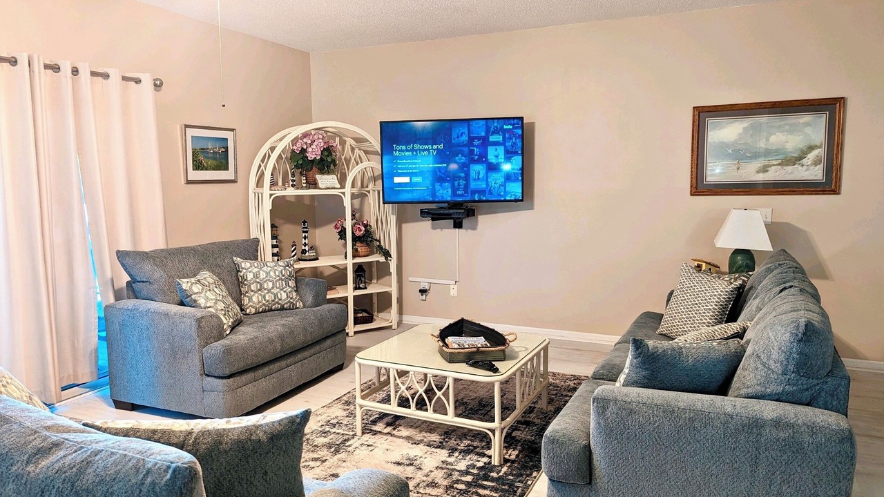 Photo of Bedroom in Surfside Beach