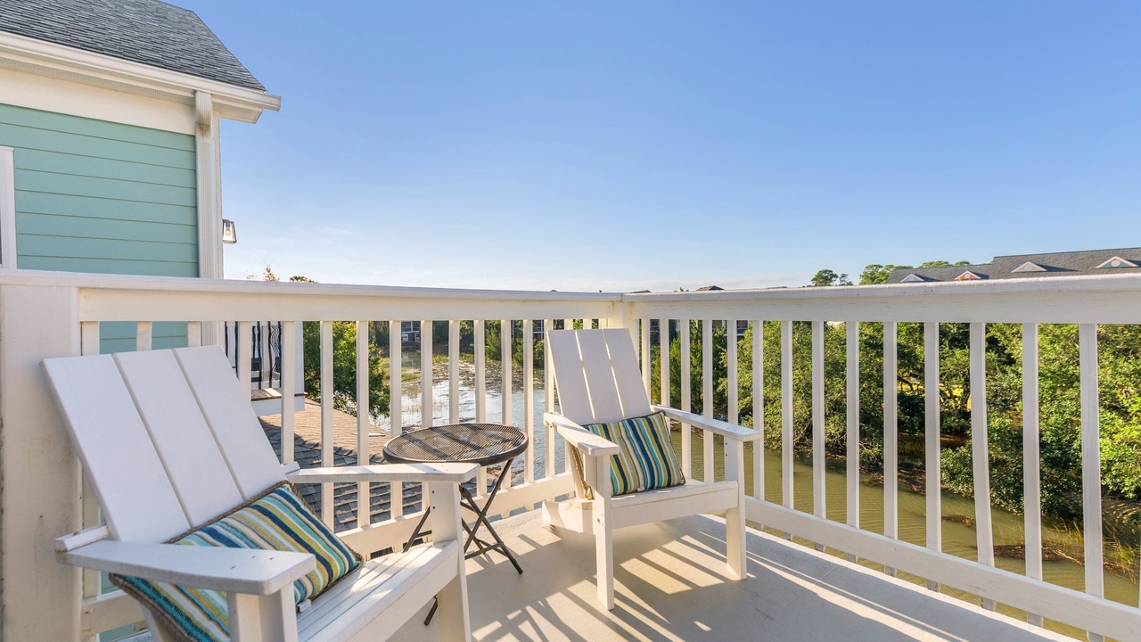 Photo of Patio Balcony in Waters Edge