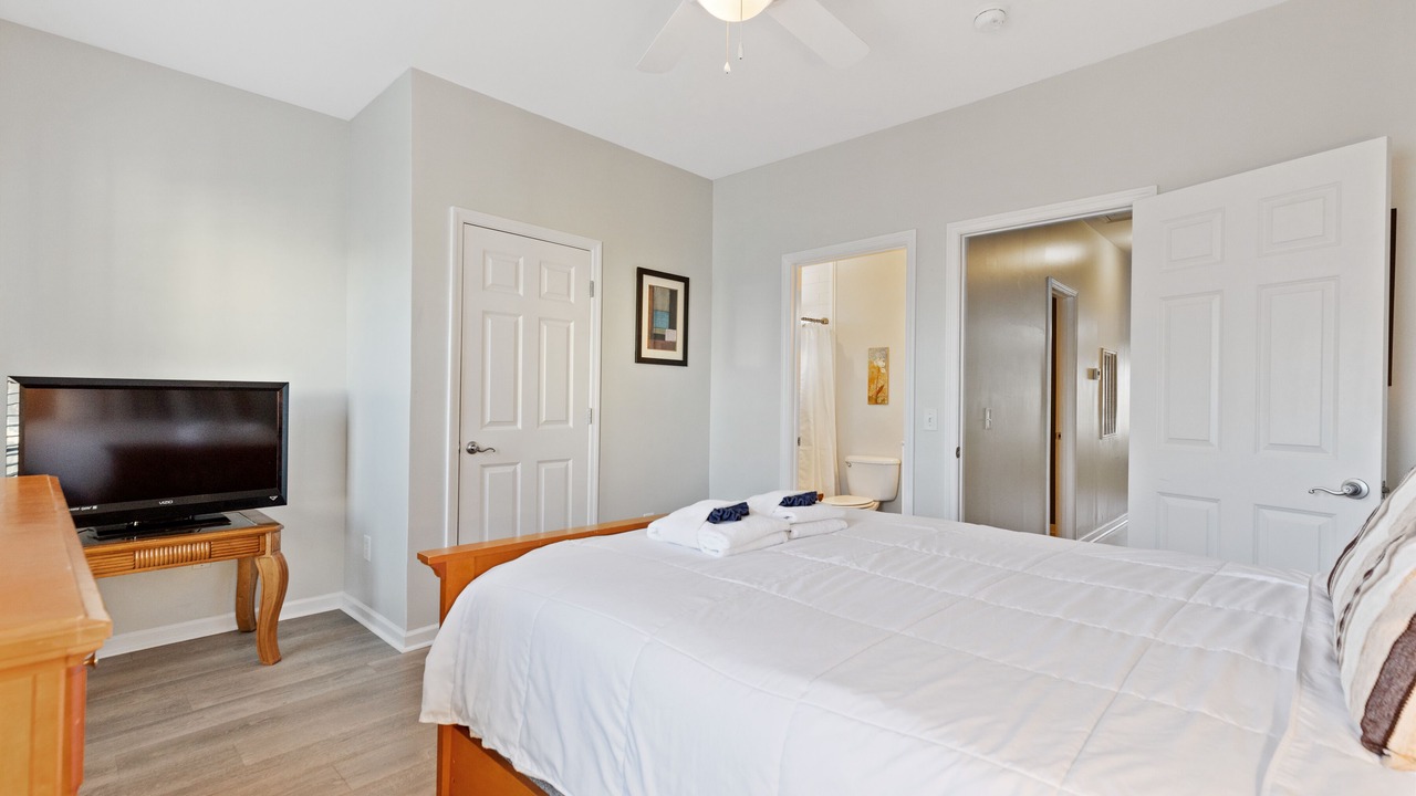 Photo of Bedroom in Waters Edge