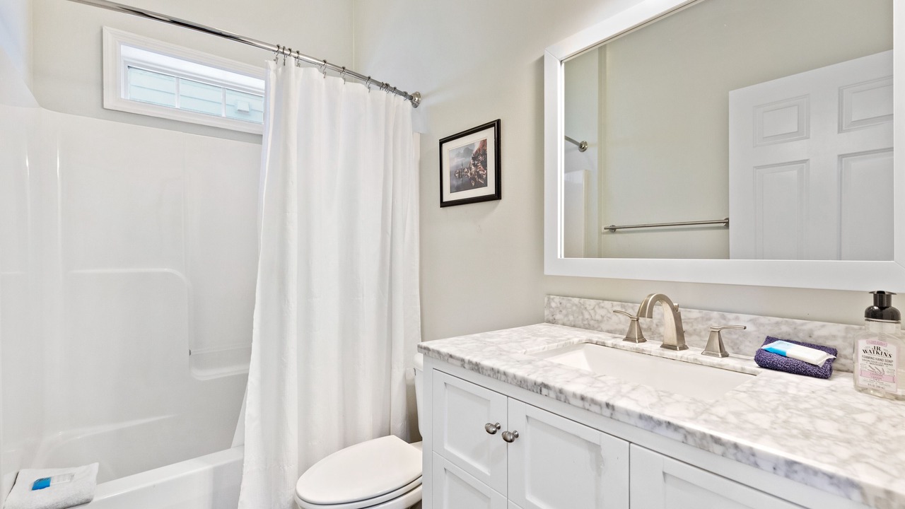 Photo of Bathroom in Waters Edge
