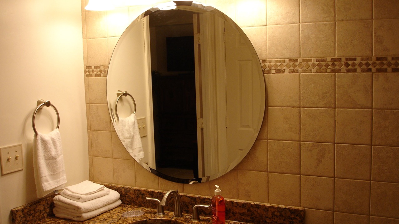 Photo of Bathroom in Garden City
