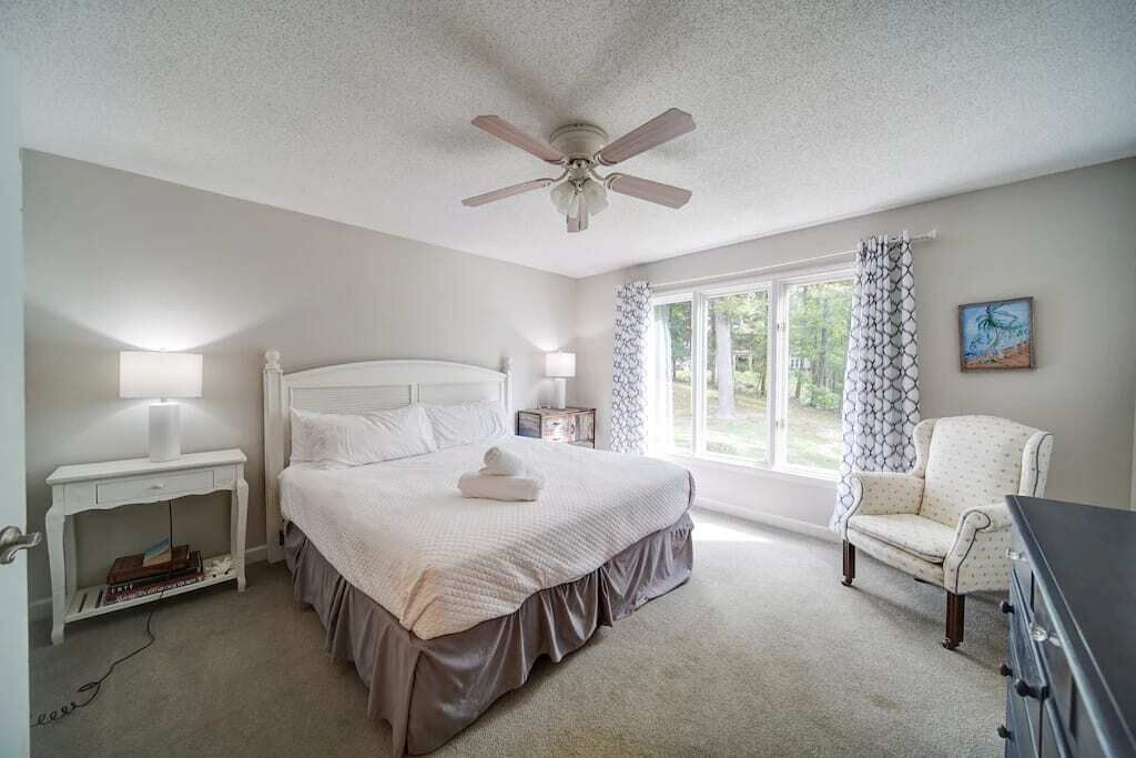 Photo of Bathroom in Bowling Green