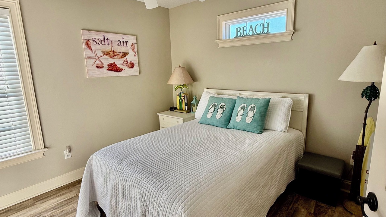 Photo of Bedroom in Surfside Beach