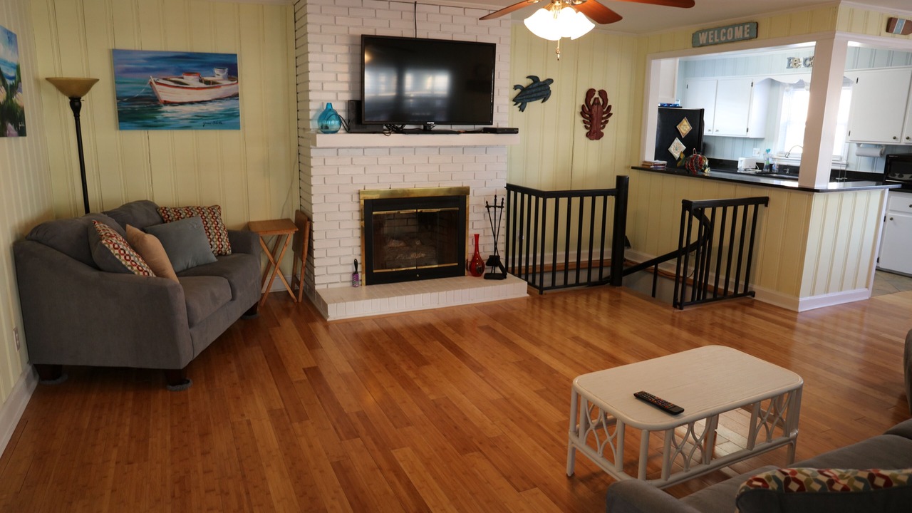Photo of Livingroom in Crescent Beach