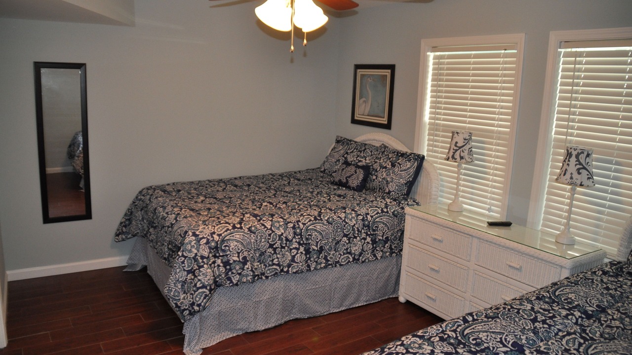 Photo of Bedroom in Crescent Beach