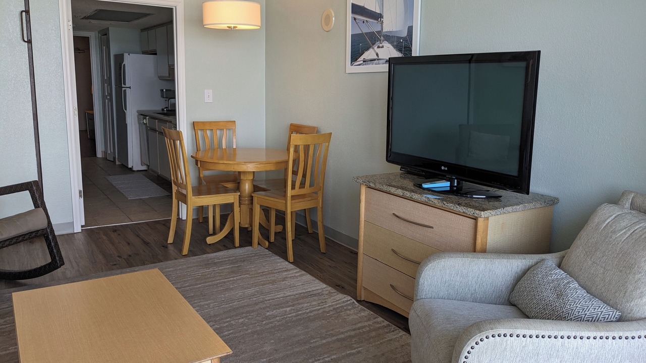 Photo of Livingroom in Crescent Beach