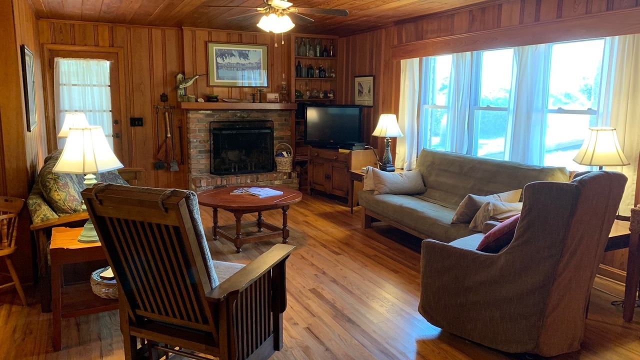 Photo of Livingroom in West Beach