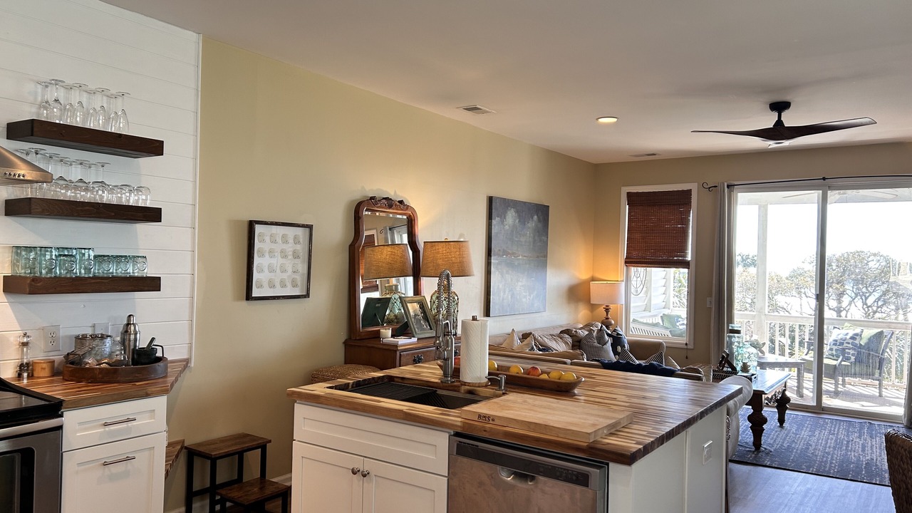 Photo of Kitchen in Saint Helena Island