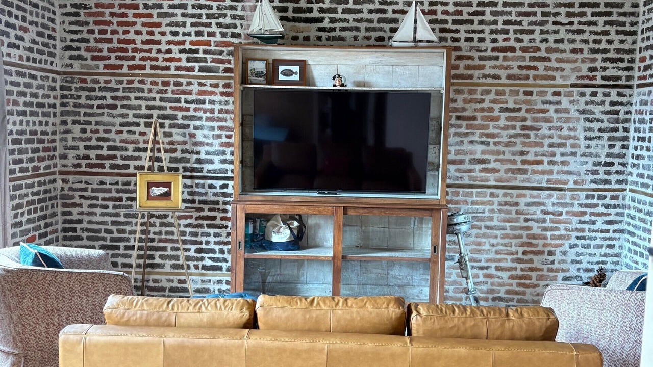 Photo of Livingroom in Historic Downtown