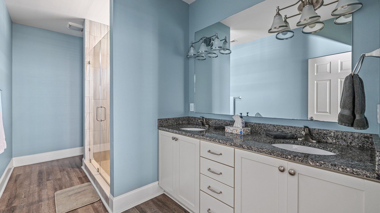 Photo of Bathroom in Cherry Grove Beach