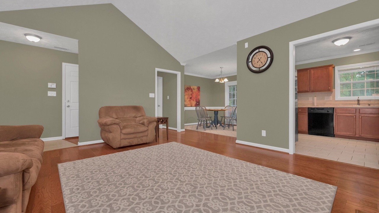 Photo of Livingroom in Pine Forest