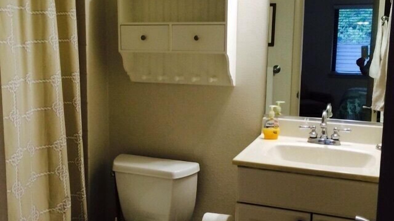 Photo of Bathroom in West Beach