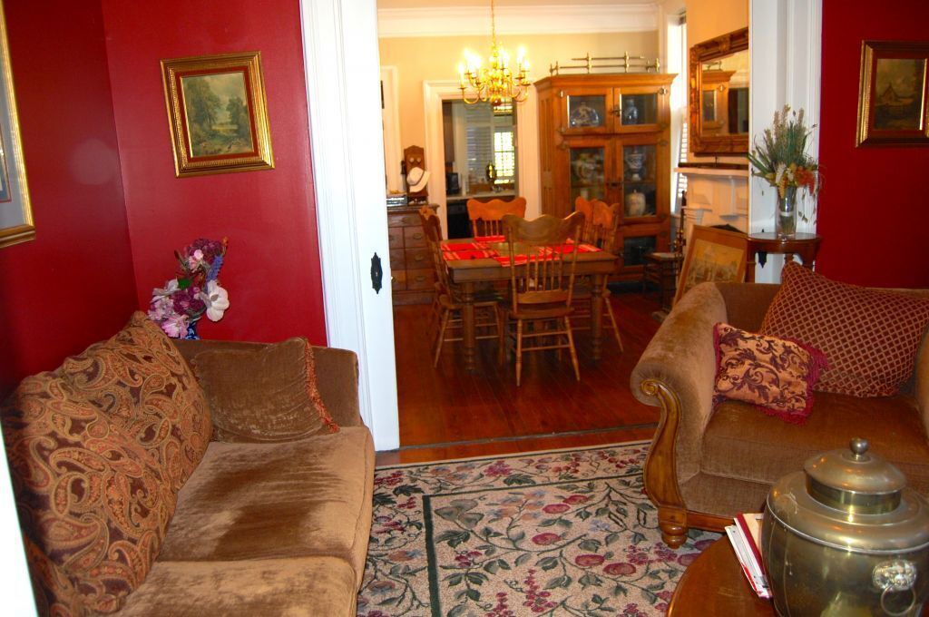 Photo of Livingroom in Historic Downtown Savannah