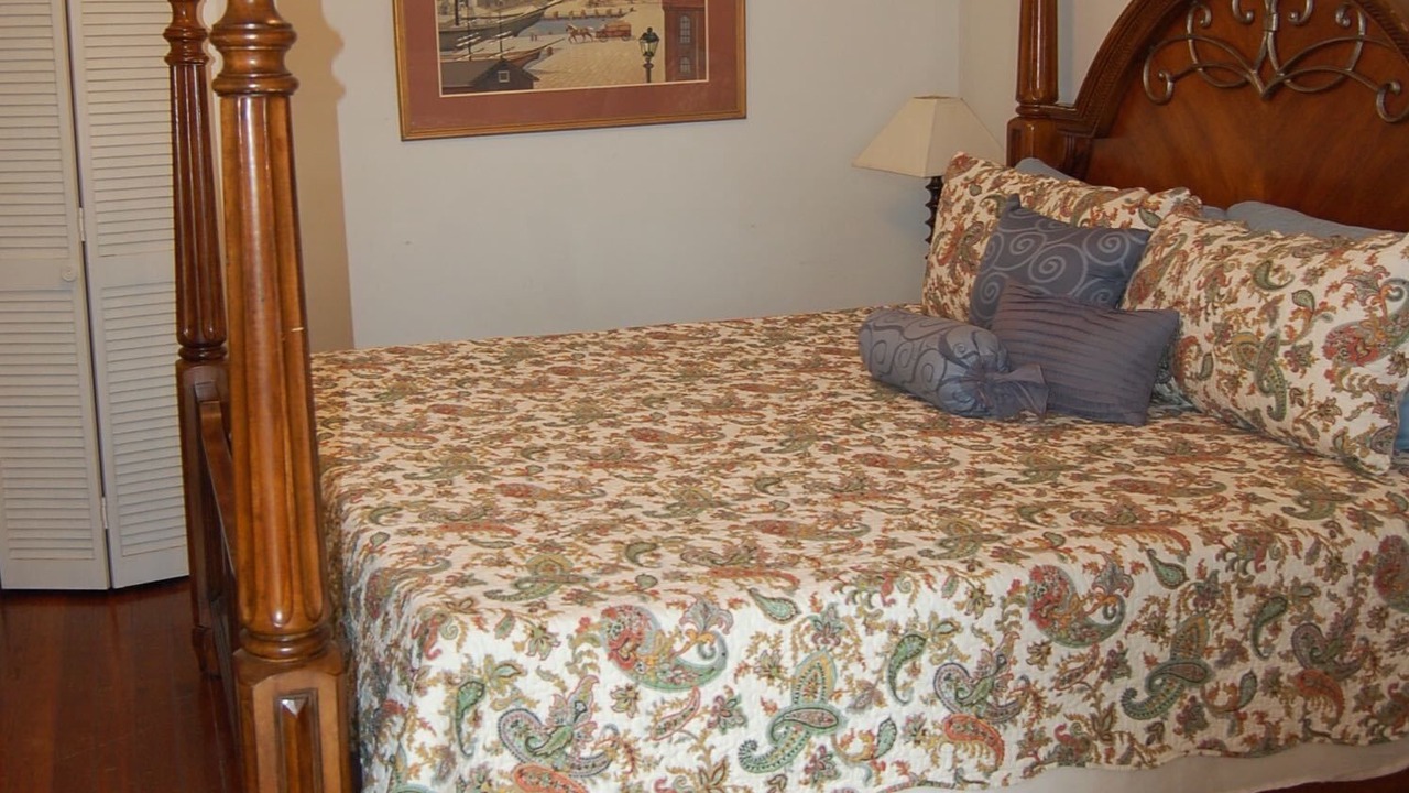Photo of Bedroom in Historic Downtown Savannah
